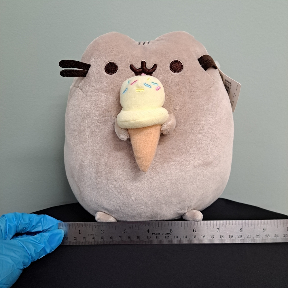 Pusheen the Cat 🐱 ice cream cone plush by GUND 🍦 - Picture 8 of 11